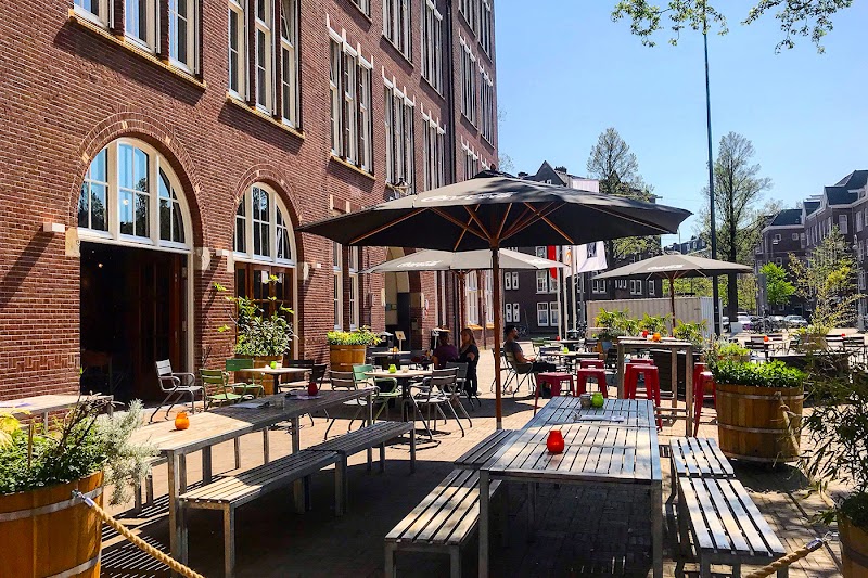 Offline Reading Party 📚 | The 5th Amsterdam Oost