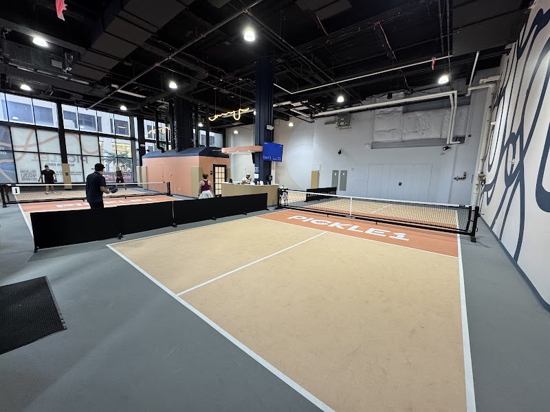 Pickleball at Pickle1